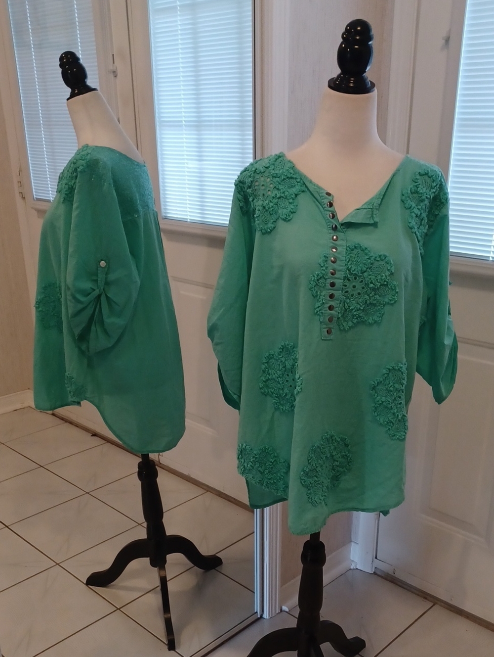 4/$60 Green Italian Embroidered & Sequined Blouse - Fits Size 1X